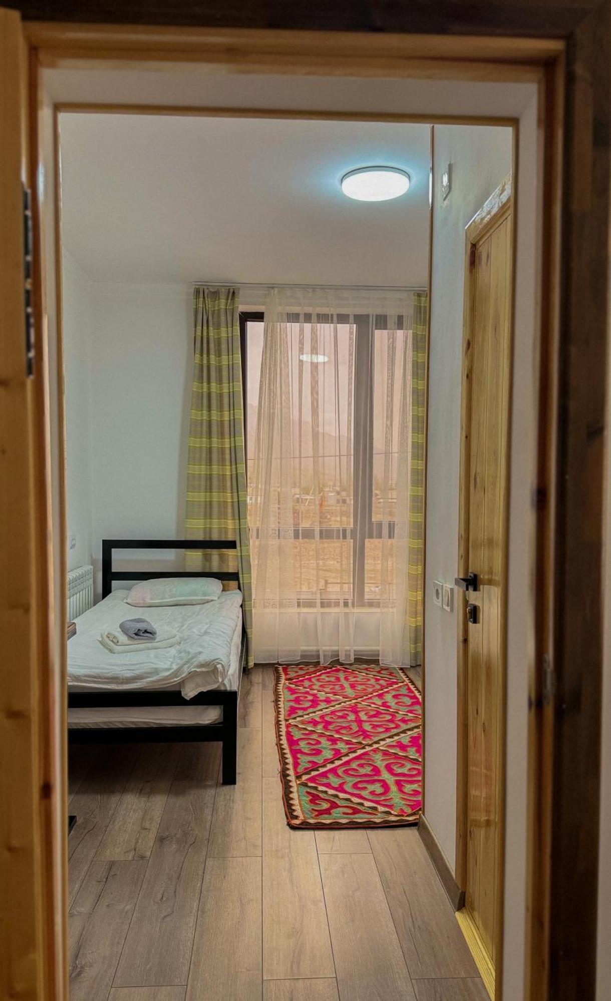 Kezgin Guest House Naryn Exterior foto