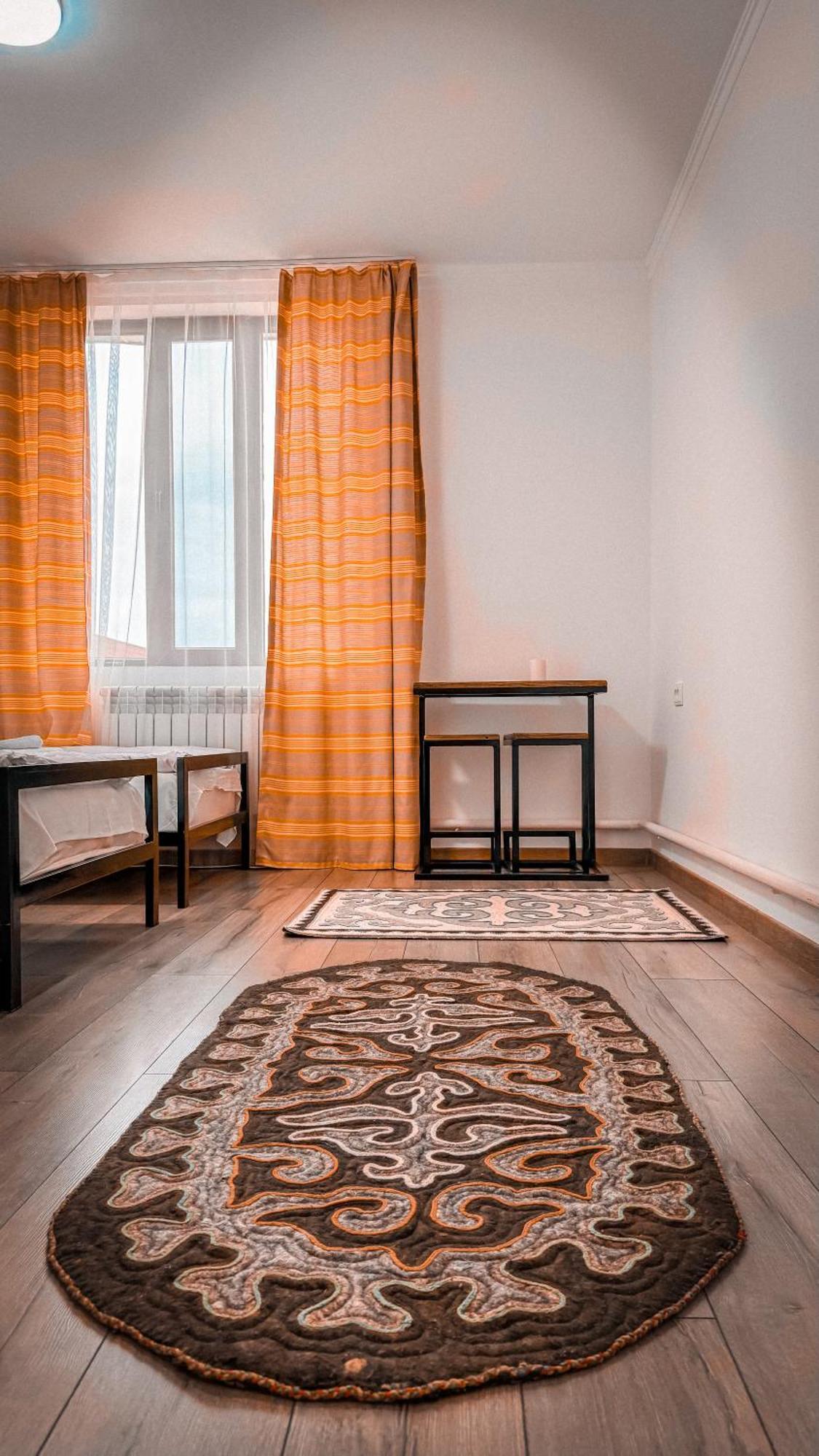 Kezgin Guest House Naryn Exterior foto